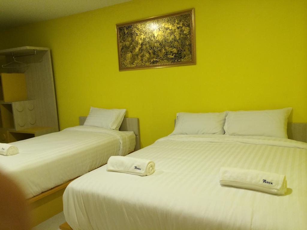 The Seven Luck Hotel Bangkok Ngoại thất bức ảnh