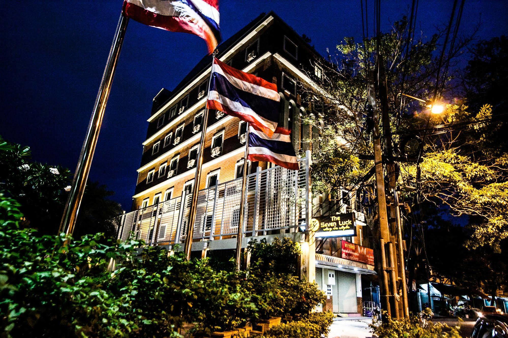 The Seven Luck Hotel Bangkok Ngoại thất bức ảnh