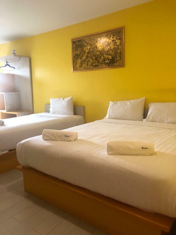 The Seven Luck Hotel Bangkok Ngoại thất bức ảnh